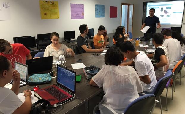 Cúllar Vega lanza un taller para formar 'youtubers'