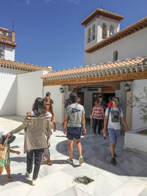 «Aquí controlamos el discurso de los imanes de Granada y entre ellos no existen radicalismos»