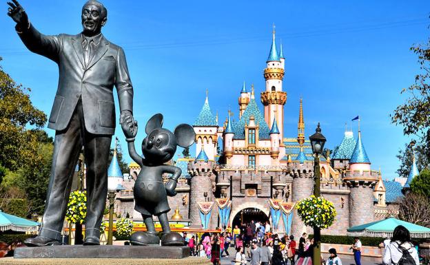 Una empleada de Walt Disney muere en la puerta del estudio arrollada por un vehículo