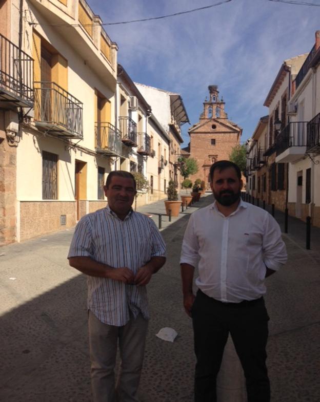 El Plan de Apoyo a Municipios de la Diputación permite reacondicionar la calle Jesús del Llano de Baños de la Encina