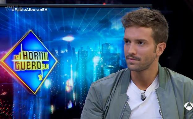 Pablo Alborán se desnuda en 'El Hormiguero'