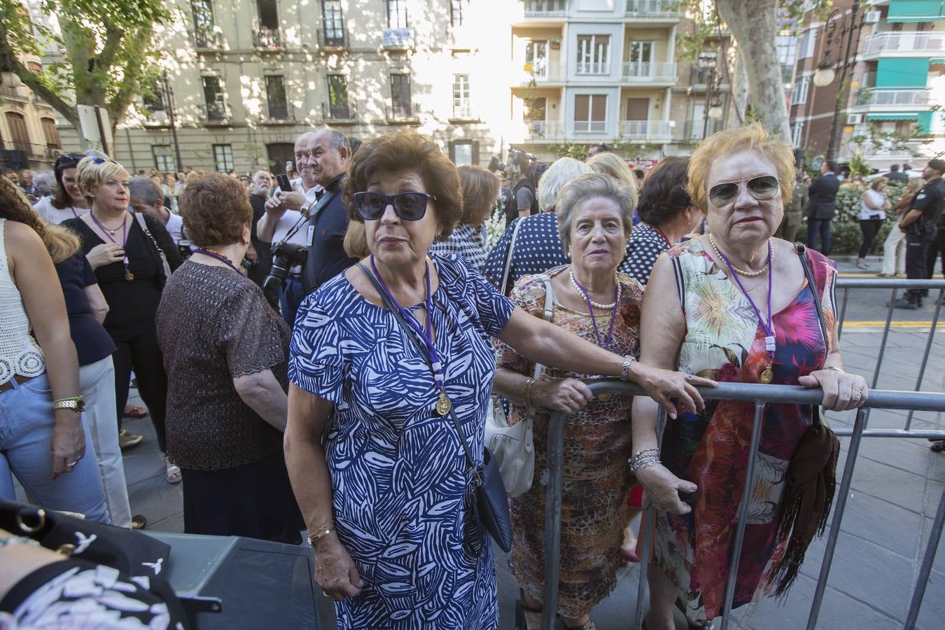 Encuéntrate en la ofrenda a la Virgen de las Angustias