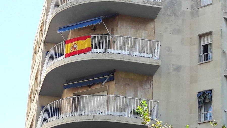 El alcalde de Jaén llama a engalanar toda la ciudad con banderas de España