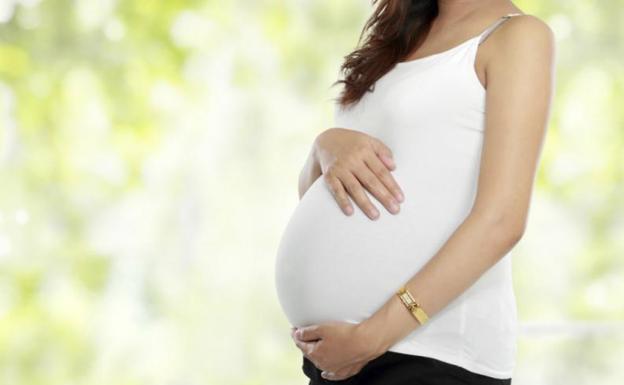 Una mujer sufre quemaduras en el 15% de su cuerpo tras una cesárea