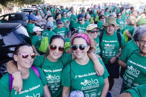 Más de un millar de personas lucha contra la ELA con un paseo solidario