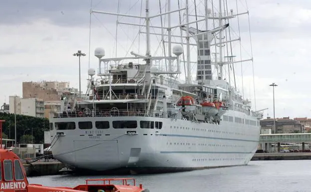 Desembarco masivo de cruceristas en Almería
