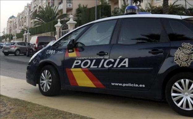 Le arranca la oreja a su hermano de un mordisco cuando iban en bici y la escupe al suelo