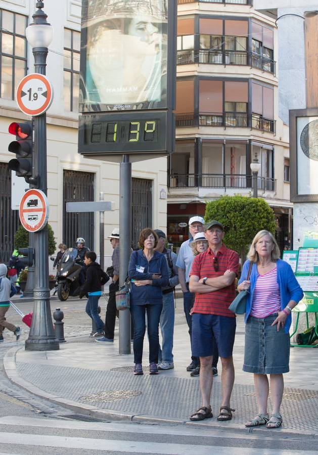De 13 grados a 33: el veroño continúa en Granada