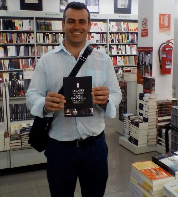 'Lugares Misteriosos y Casas Encantadas de Granada' será presentada en la Biblioteca de Andalucía
