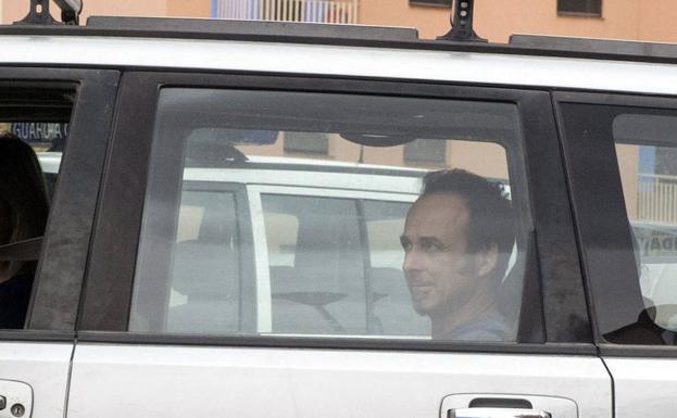 Arcuri defiende su proceder tras la denuncia de Juana Rivas en Italia por no llevarle a los niños