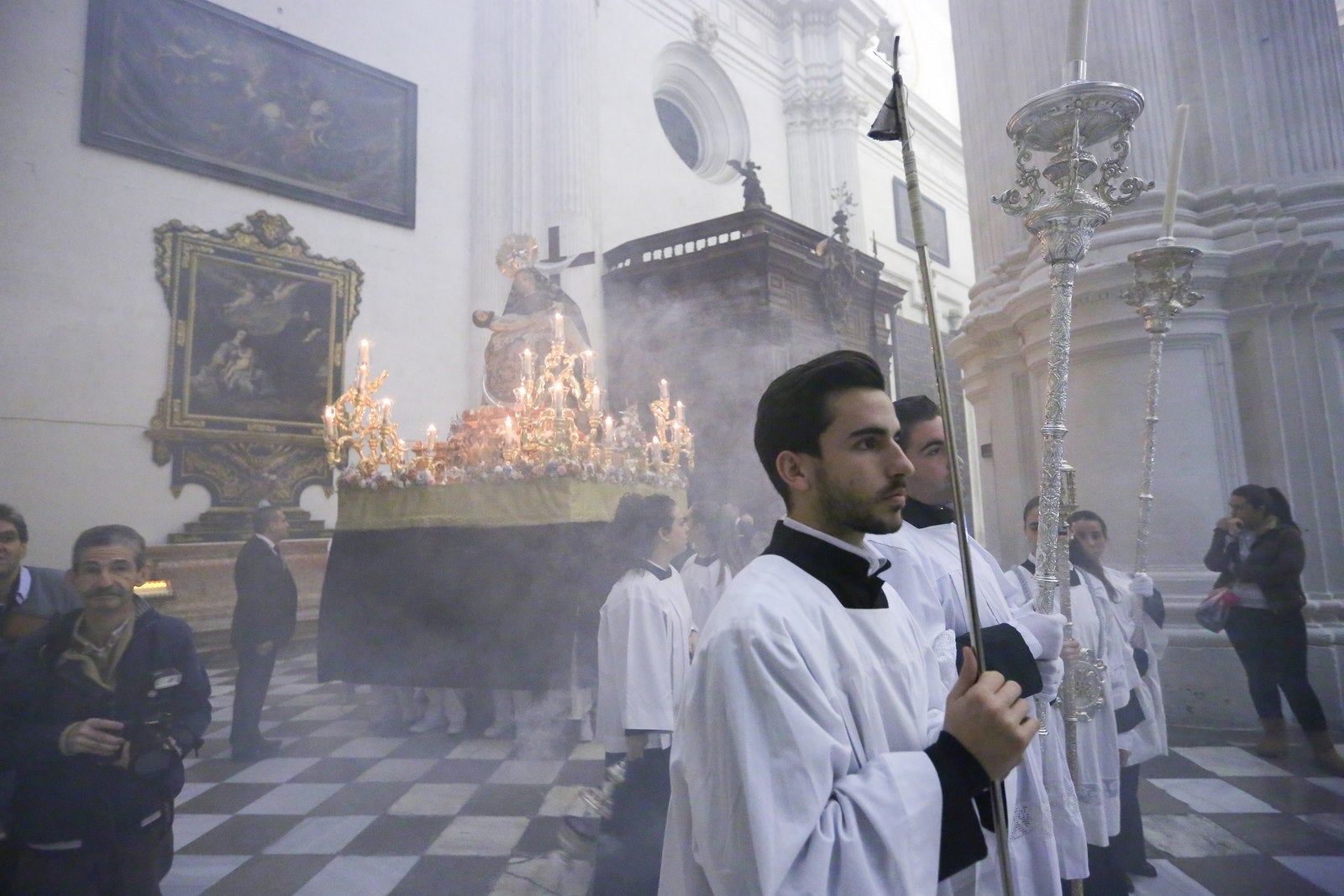 La Virgen de las Angustias hoy en la calle