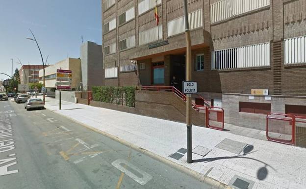 Detienen a un hombre por la muerte en extrañas circunstancias de su mujer