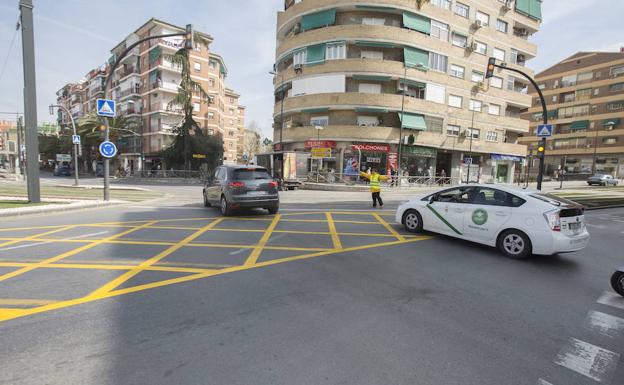 La huelga reduce un 70% la cifra de taxis circulando por Granada