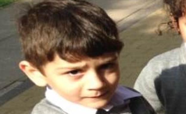 Un niño de 7 años muere de hipotermia en la calle abandonado por su madre