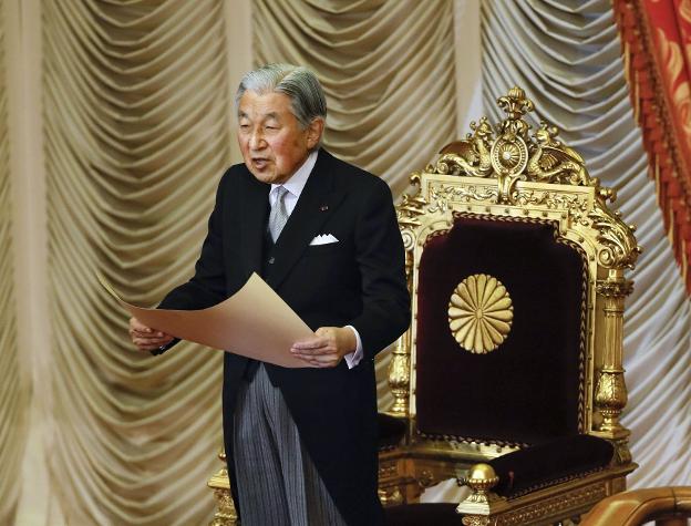 La abdicación más sorprendente: el emperador de Japón dice adiós