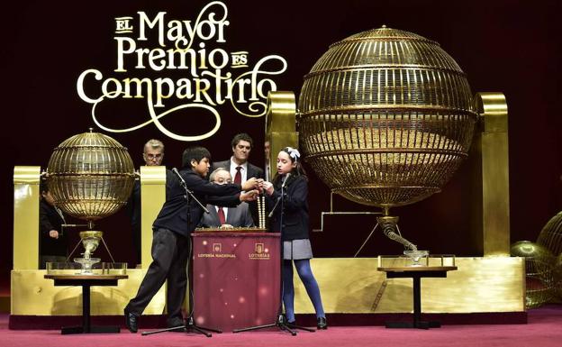 Lotería de Navidad: 5 claves para entender la 'magia' del sorteo