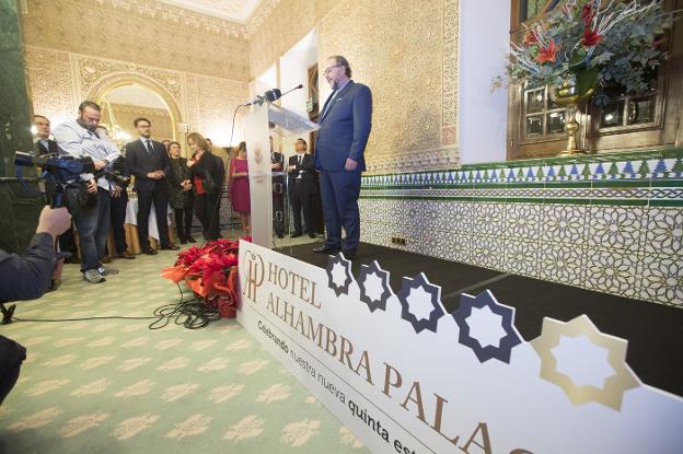 El hotel Alhambra Palace se viste de gala por su quinta estrella
