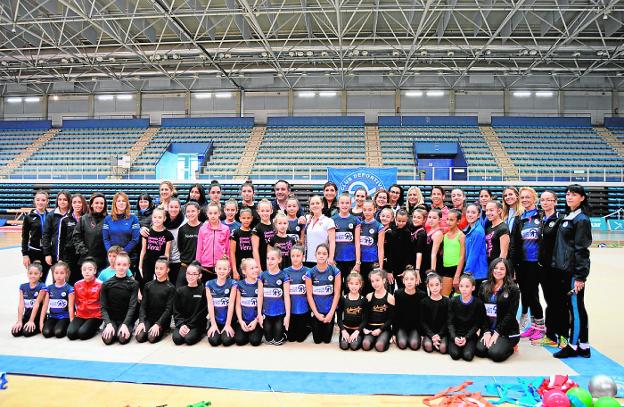 Stella Maris organiza la primera clase magistral de Pirozkhova