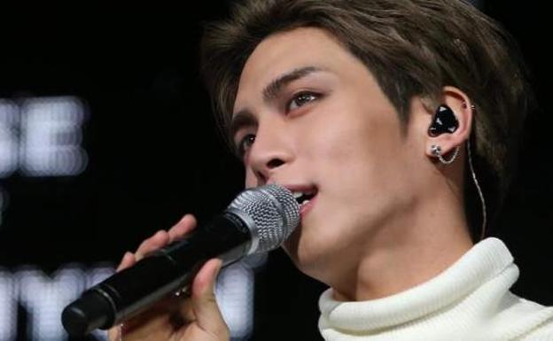 Muere la famosa estrella del k-pop Jonghyun a los 27 años: "Estoy roto por dentro"