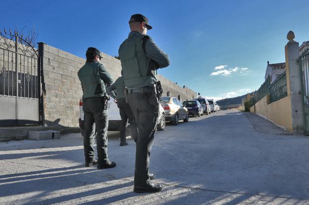 Un tiroteo el viernes y un apuñalamiento este martes disparan la tensión en Deifontes