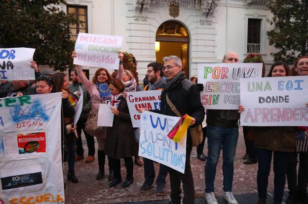 Protesta de los alumnos de la EOI