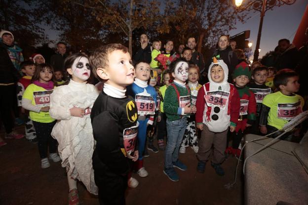 Color para combatir el frío en la noche granadina