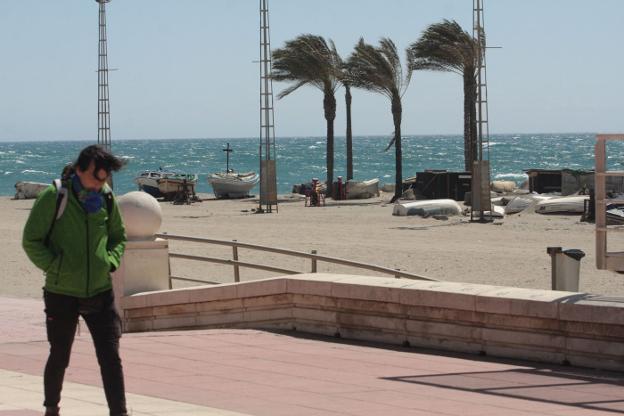 'Bruno' trae a Almería rachas de hasta 90 kilómetros por hora