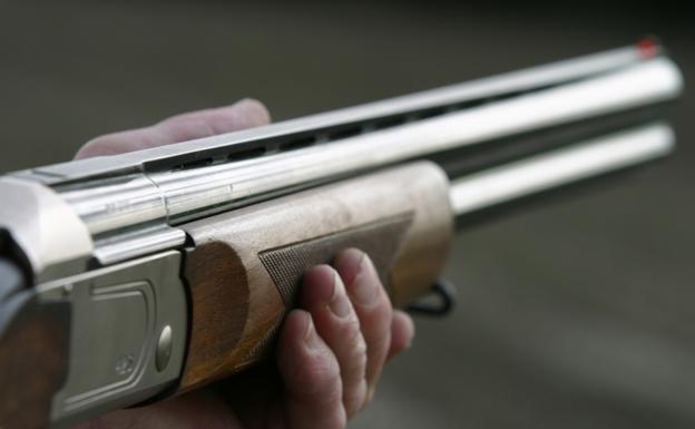 Un cazador mata a su compañero al dispararle porque creía que era un animal