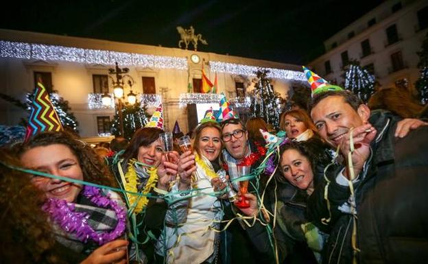El de la plaza del Carmen es el único 'macrocotillón' autorizado en Nochevieja