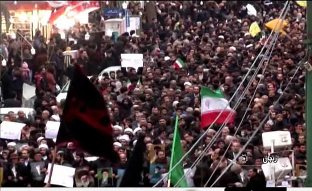 Trece muertos y decenas de heridos tras cinco días de protestas en Irán