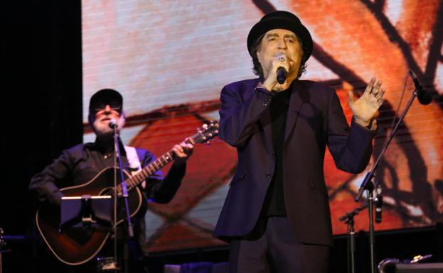 Jorge Drexler dedica una canción a Sabina en su nuevo disco