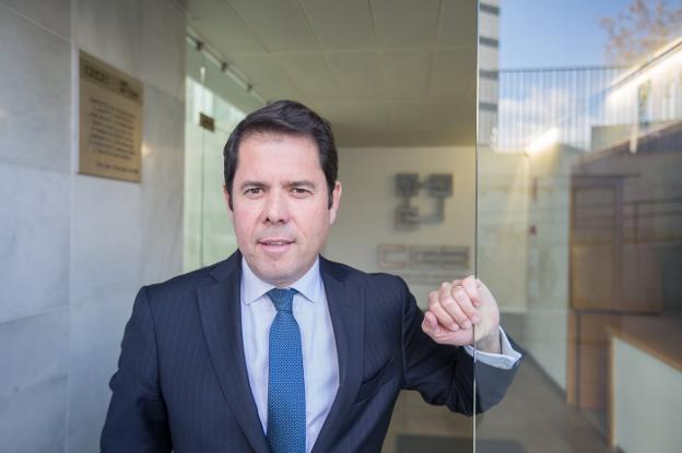 «Que otros sectores más allá del turismo creen empleo indica que tenemos una economía más vertebrada y sana»