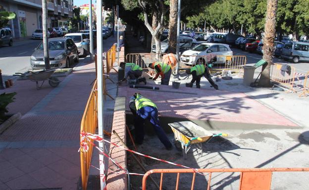 El Ayuntamiento de Almuñécar dice que invertirá la subida del IBI en dar trabajo