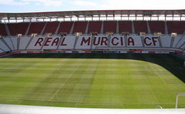 Detenido un aficionado antes del partido UCAM-Murcia por agredir a otro