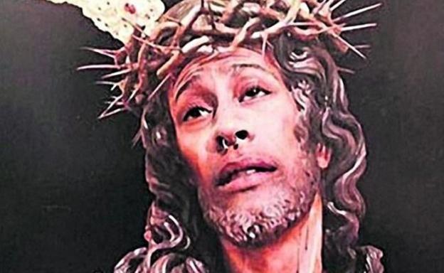 Multa de 480 euros por un montaje del Cristo de la Amargura con su cara