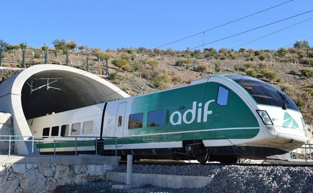 Avanzan las pruebas del AVE en el tramo Antequera-Granada