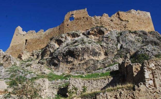 Descubren una decena de nuevas cavidades en Bedmar que podrían albergar restos paleolíticos