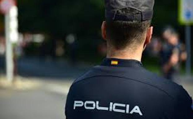 Una fugitiva reclamada por estafa en el Reino Unido, detenida en Estepona