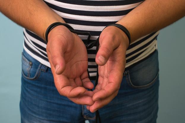 Simula su propio secuestro para no contar que estuvo seis días de fiesta