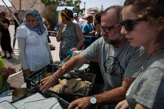 Un euro para un menú diario que da de comer a 600 refugiados: «Necesitamos apoyo»