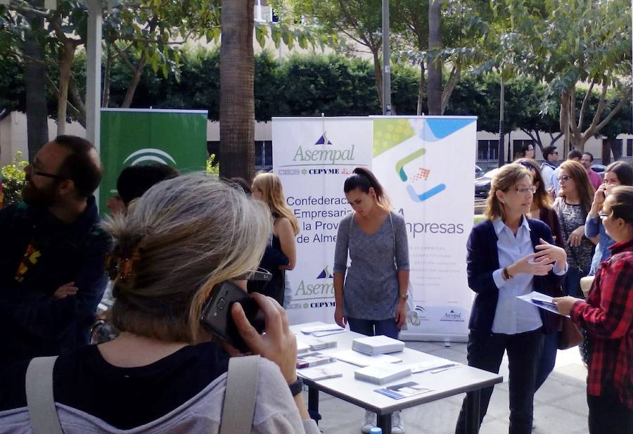 La patronal de Almería quiere 'despertar' el instinto emprendedor de los más jóvenes