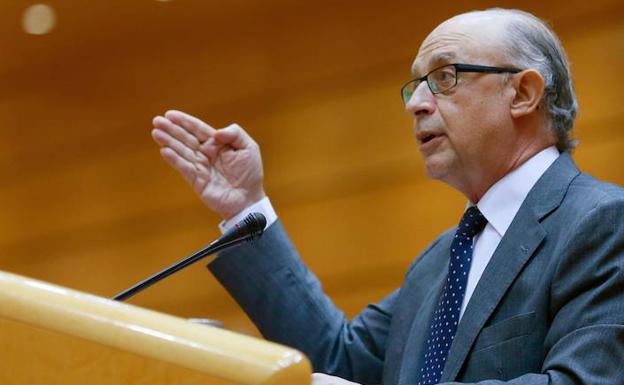 Montoro apuesta por dar un 'cheque fiscal' a las personas de más edad