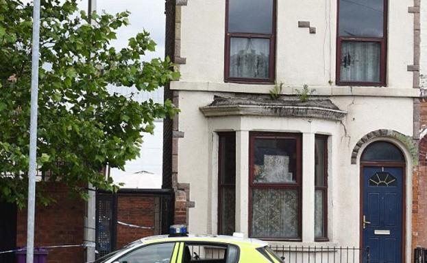 Un hombre convive dos años con el cadáver de su hermano para cobrar el subsidio