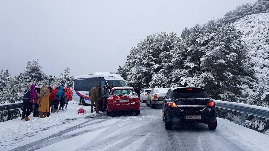 Más blanco para Sierra Nevada y atasco
