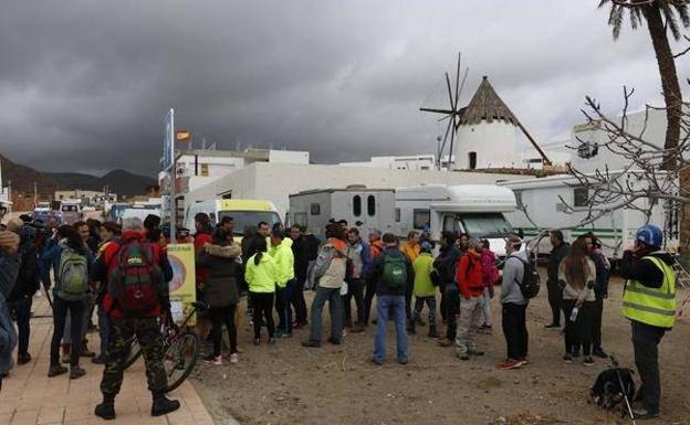 Las fuertes rachas de viento volverán a complicar hoy la búsqueda de Gabriel