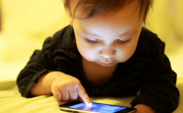 Un niño bloquea el iPhone de su madre para los próximos 48 años