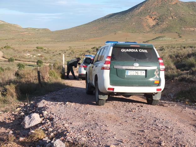 La Guardia Civil custodia el pozo donde se ocultó el cuerpo de Gabriel