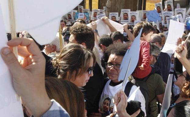 Ana Julia, aislada, con televisión en la celda y «menos angustiada»