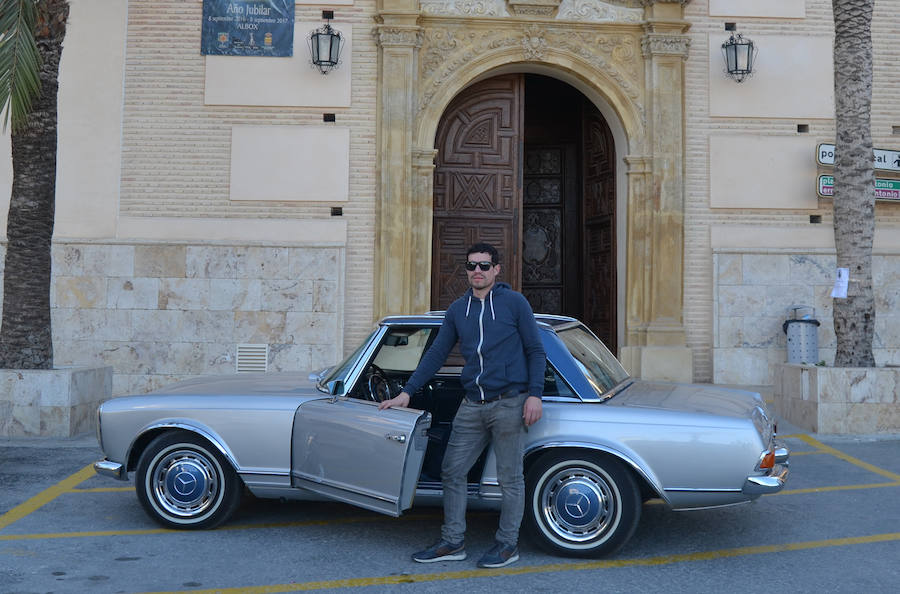 José Carlos Carmona 'vive en otra época' con un Mercedes Pagoda