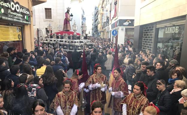 Nuestro Padre Jesús del Rescate, imponente